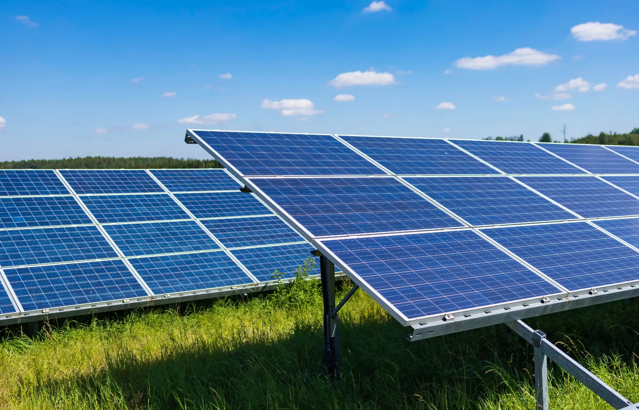 PV-Freiflächenanlagen PV-Freiflächenanlagen